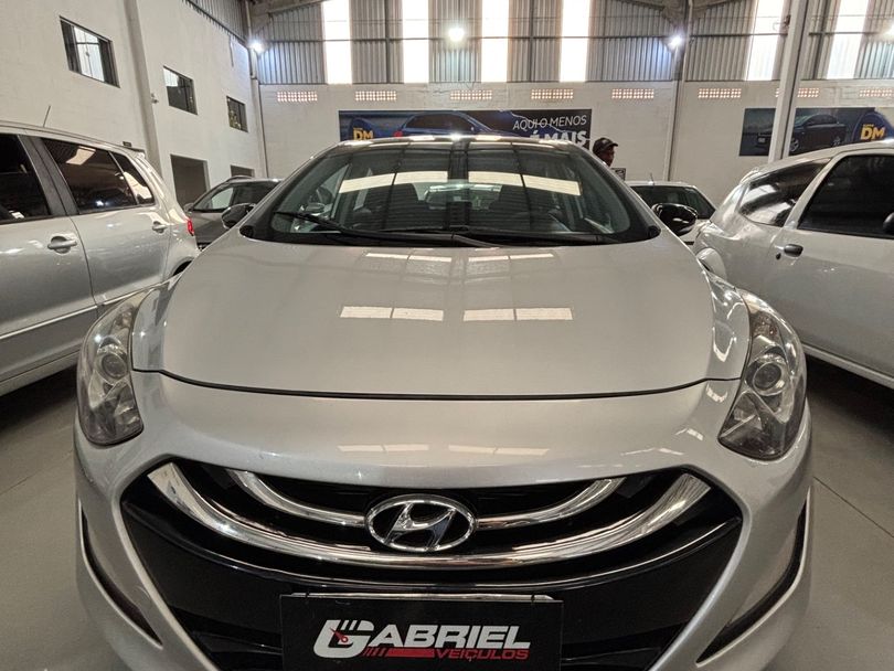 Hyundai i30 1.8 16V Aut. 5p