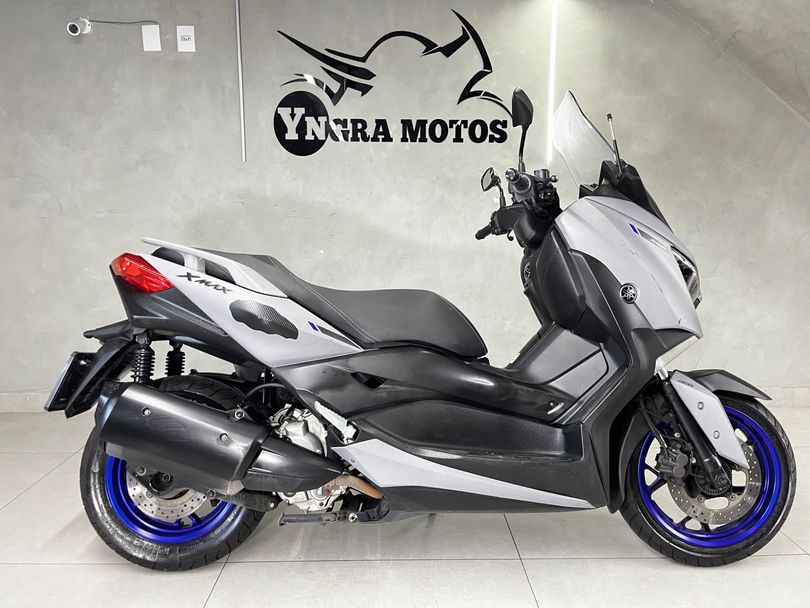 YAMAHA XMAX 250 ABS