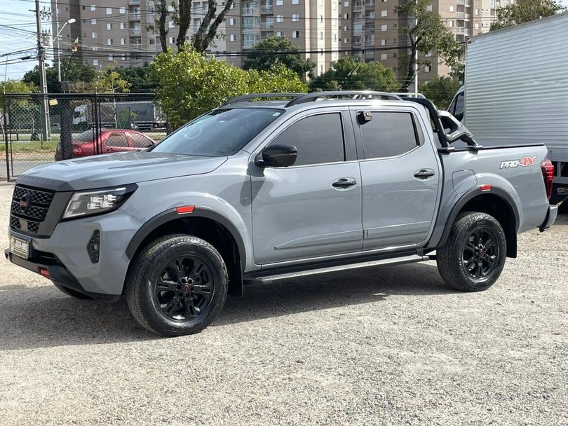Nissan Frontier PRO4X CD 4x4 2.3 Bi-TB Die. Aut