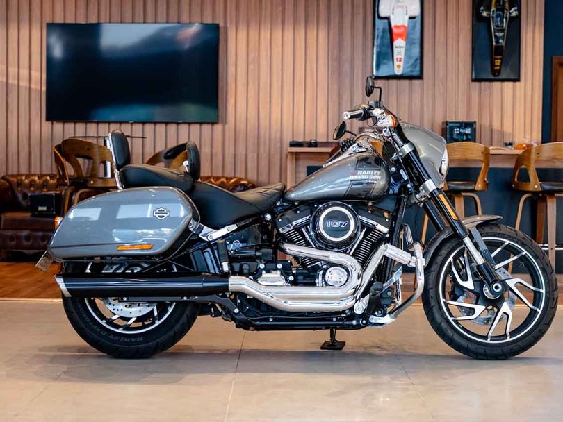 Harley SOFTAIL SPORT GLIDE FLSB