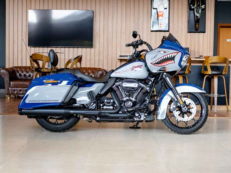 Harley ROAD GLIDE SPECIAL FLTRXS