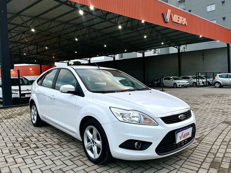 Ford Focus 2.0 16V/ 2.0 16V Flex 5p