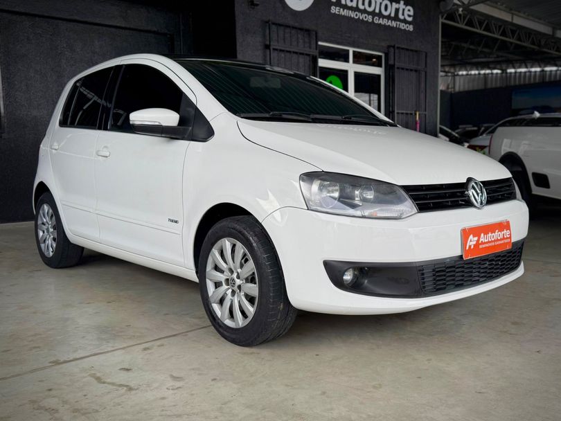 VolksWagen Fox 1.6 Mi Total Flex 8V 5p