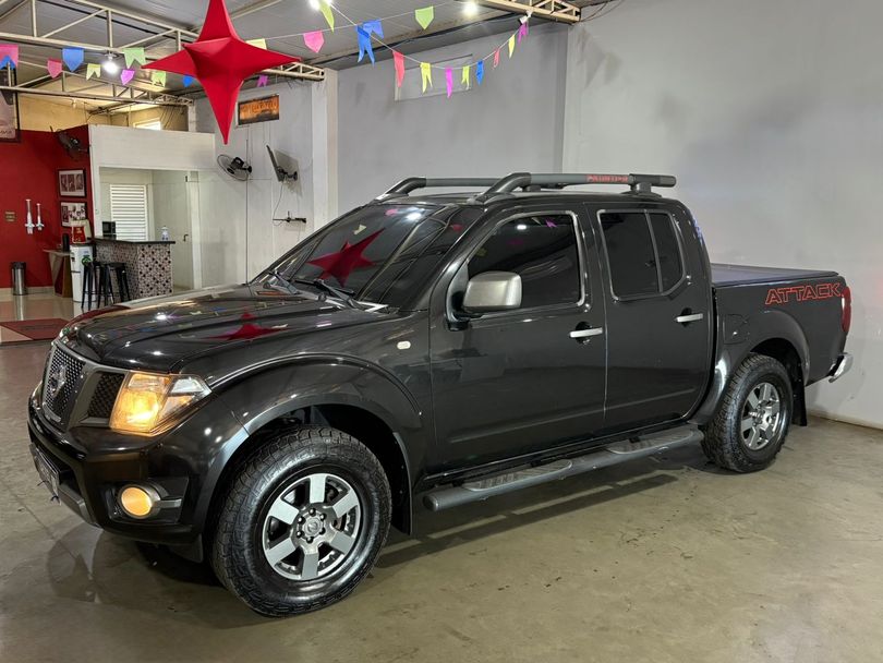Nissan Frontier SV AT. CD 4x4 2.5 TB Dies. Aut.