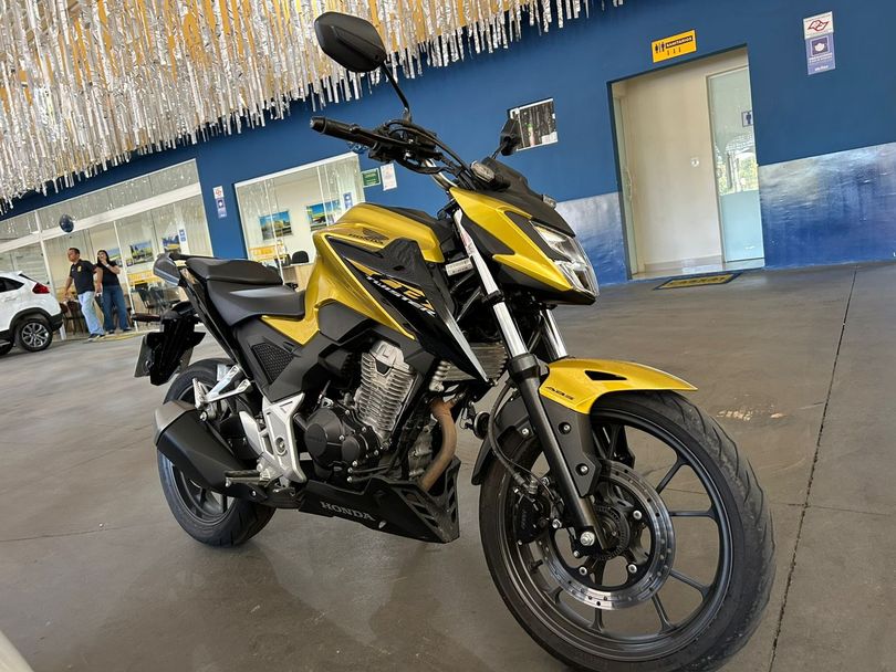 HONDA CB 300F Twister Flex