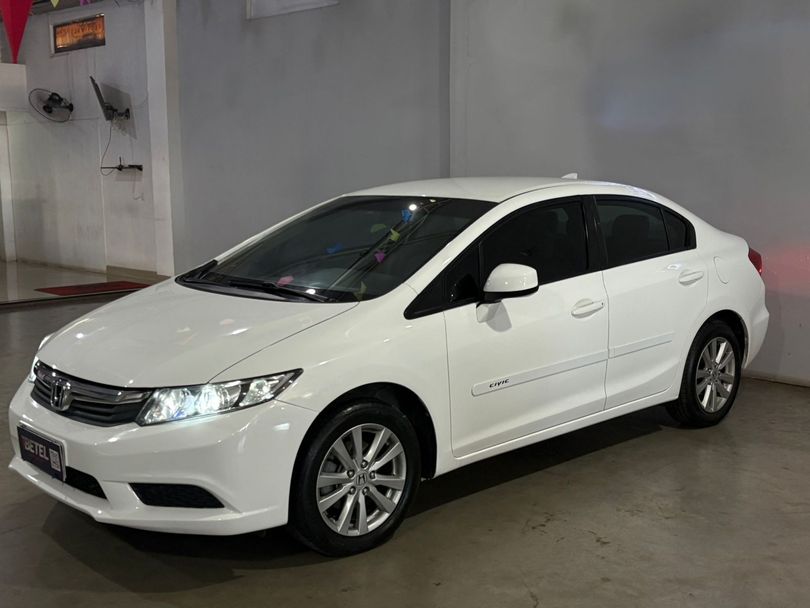 Honda Civic Sedan LXS 1.8/1.8 Flex 16V Mec. 4p