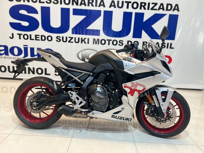 SUZUKI GSX-8R