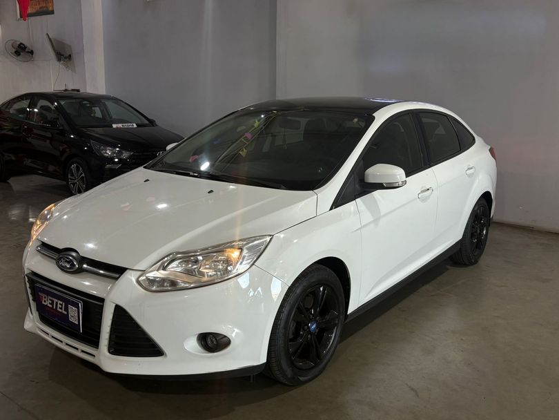 Ford Focus 2.0 16V/SE/SE Plus Flex 5p Aut.