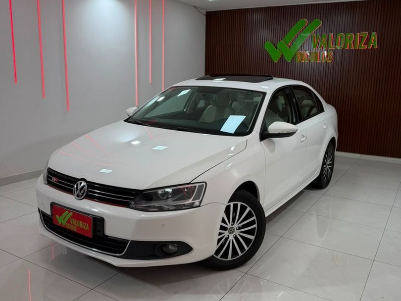 VolksWagen JETTA Comfortline 2.0 T.Flex 8V 4p Tipt.