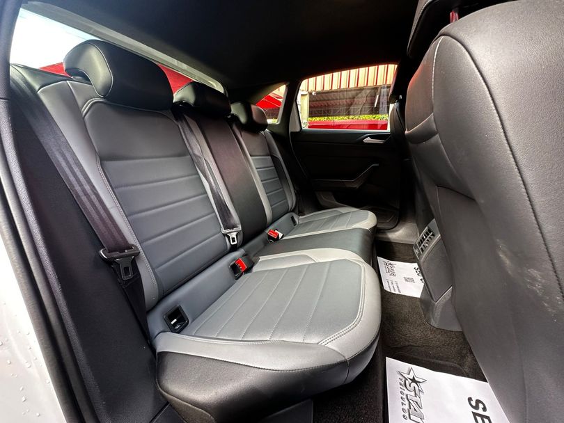 VolksWagen Nivus Highline 1.0 200 TSI Flex Aut.