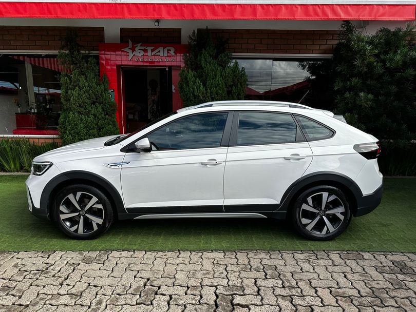 VolksWagen Nivus Highline 1.0 200 TSI Flex Aut.