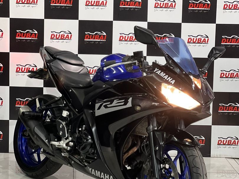 YAMAHA YZF R-3 321/ABS