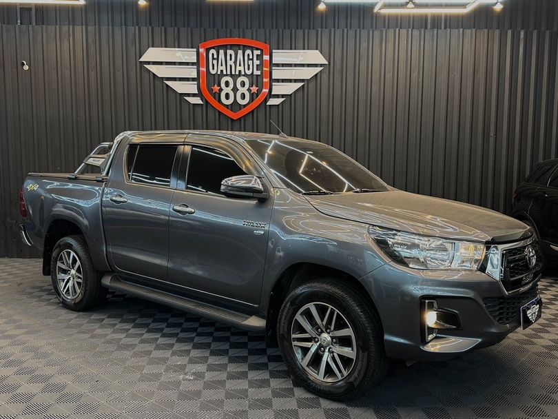Toyota Hilux CD SRV 4x2 2.7 Flex 16V Aut.