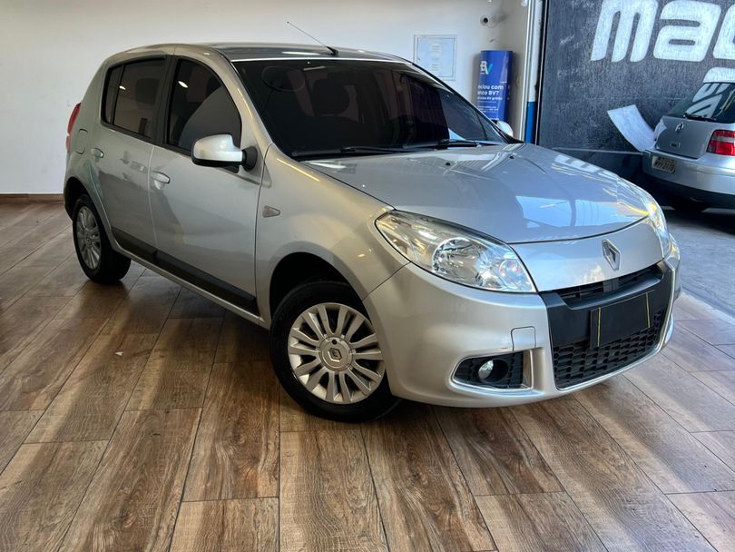 Renault SANDERO Privilège Hi-Flex 1.6 8V 5p