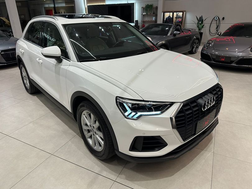Audi Q3 P. Plus 1.4 TFSI Flex/P.Plus S-tronic