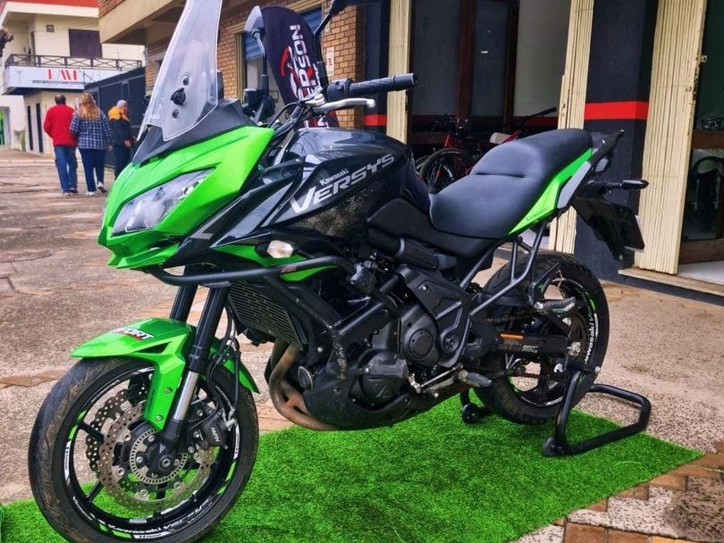 KAWASAKI Versys 650cc