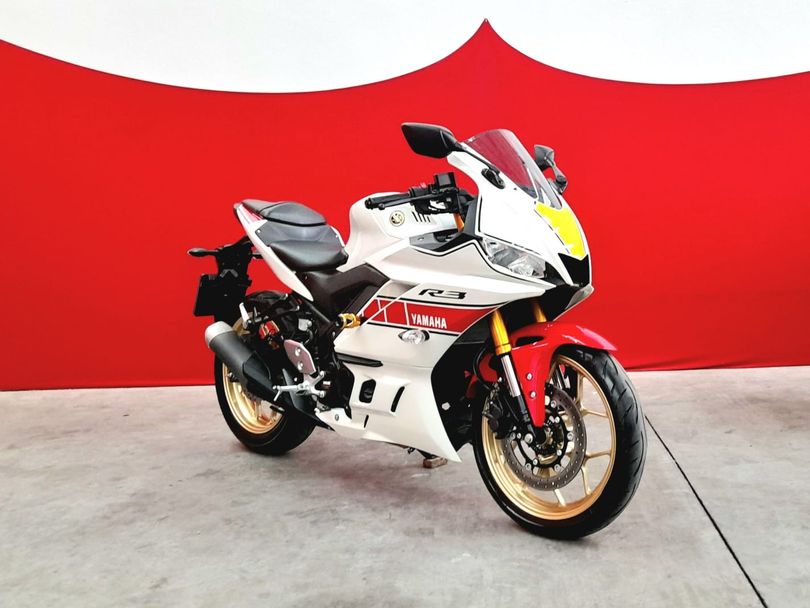 YAMAHA YZF R-3 World GP 60th ANINIVERSARY ED.