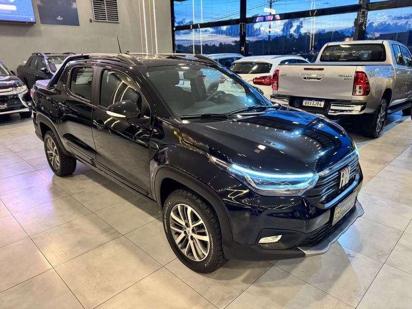 Fiat Strada Volcano 1.3 Flex 8V CD