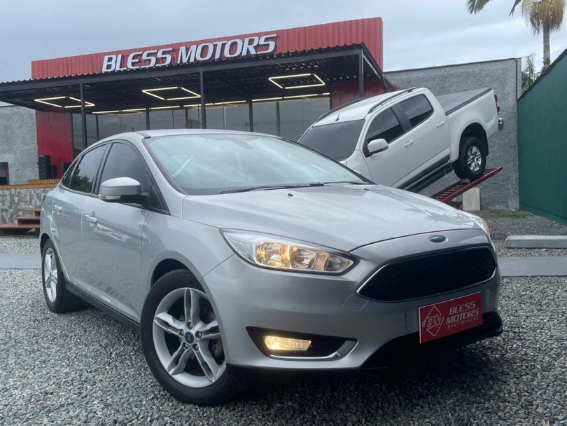 Ford Focus Sedan SE Plus 2.0 PowerShift