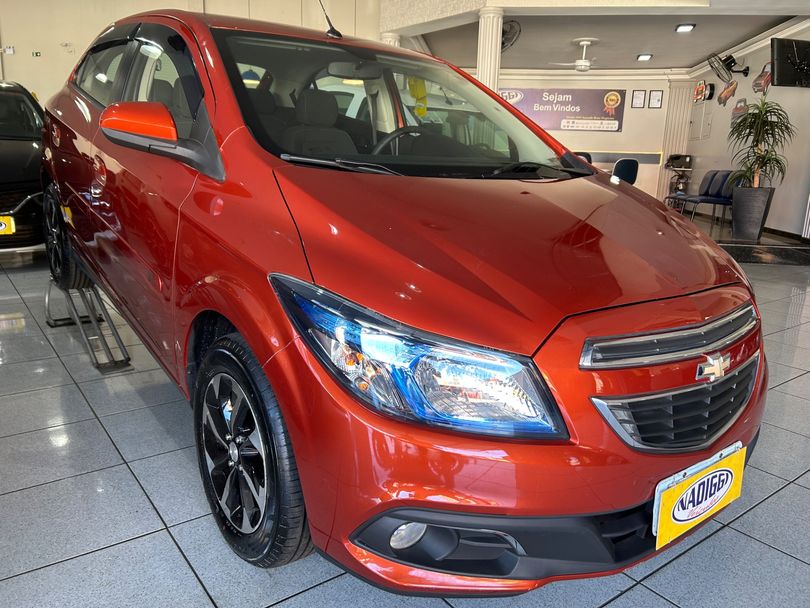 Chevrolet ONIX HATCH LT 1.4 8V FlexPower 5p Mec.