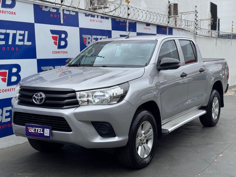 Toyota Hilux CD 4x4 2.8 Diesel Mec.