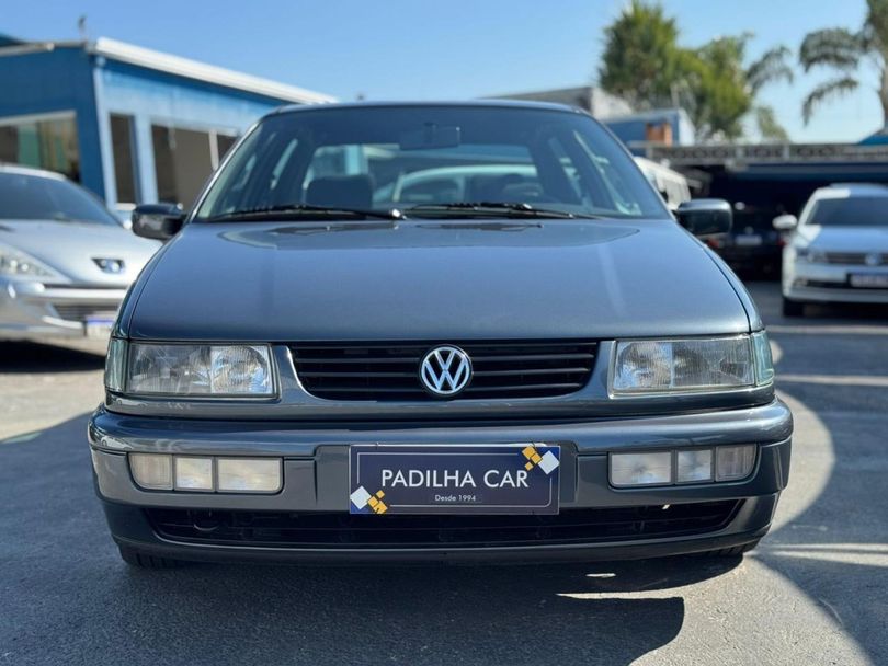 VOLKSWAGEN 2.0 GL 8V GASOLINA 4P MANUAL