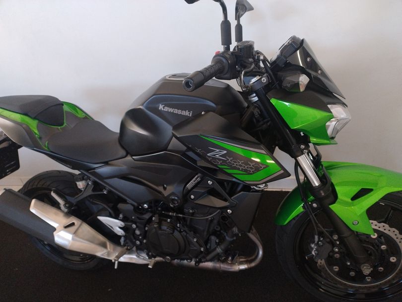 KAWASAKI Z 400