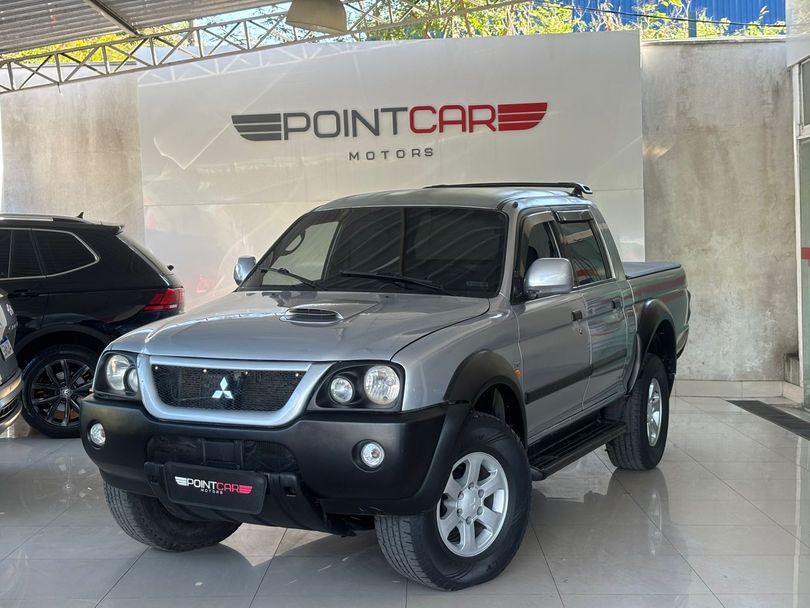 Mitsubishi L200 OUTDOOR HPE 2.5 4x4 CD T.Dies. Mec.