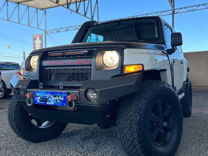 Troller T-4 BOLD 4x4 3.2 Tdi Cap. Rígida Diesel