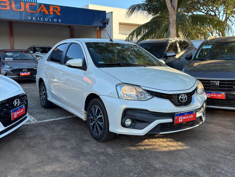 Toyota ETIOS PLATINUM Sed. 1.5 Flex 16V 4p Aut.