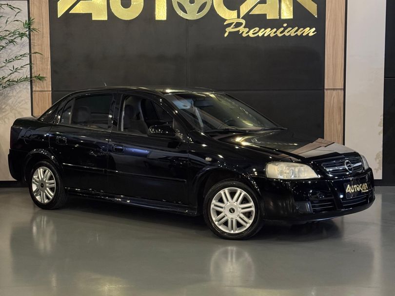Chevrolet Astra 2.0 8V/ CD 2.0 8V Hatchback 5p Mec