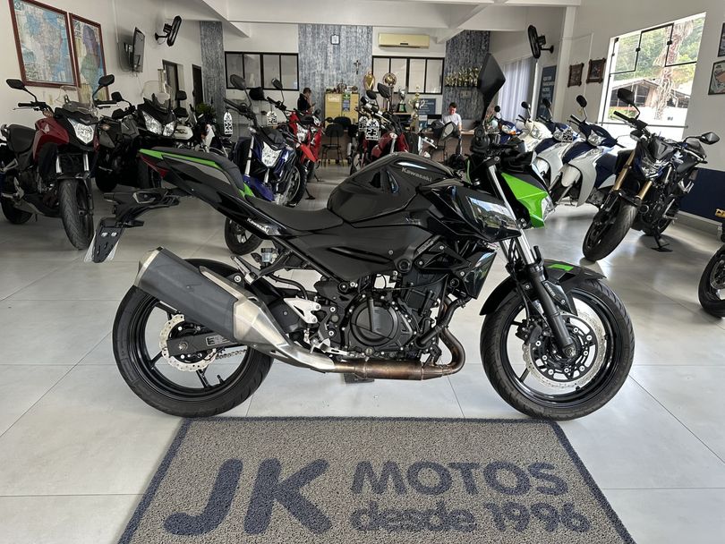KAWASAKI 400