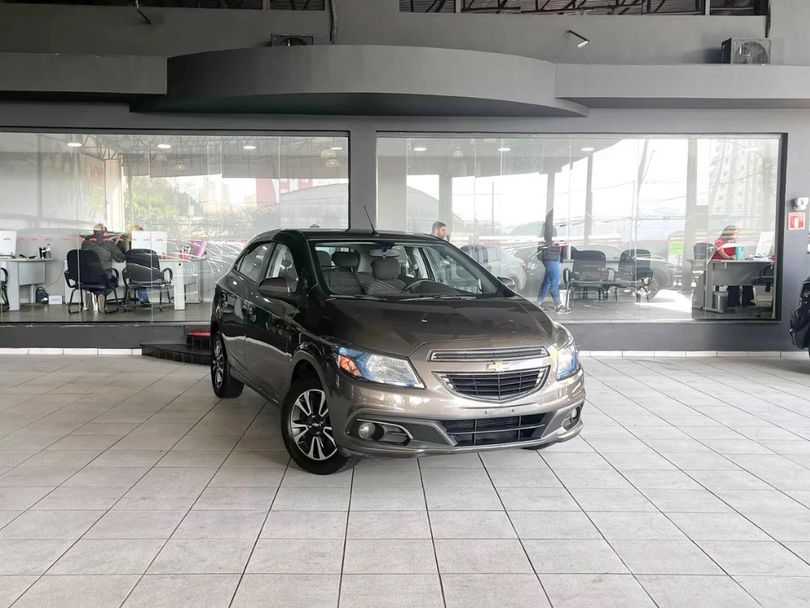 Chevrolet ONIX HATCH LTZ 1.4 8V FlexPower 5p Mec.
