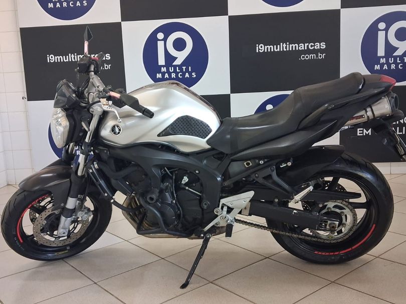 YAMAHA FZ6 N