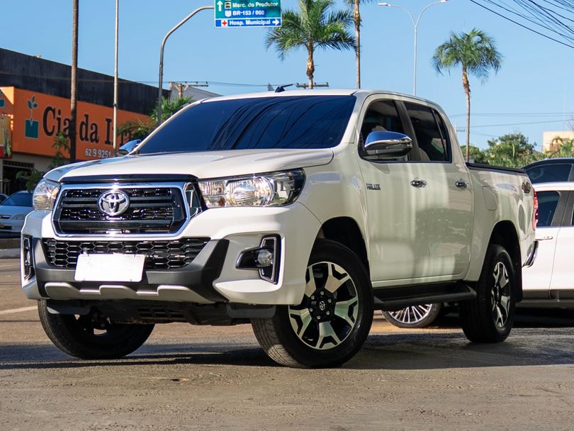 Toyota Hilux CD SRV 4x4 2.8 TDI Diesel Aut.