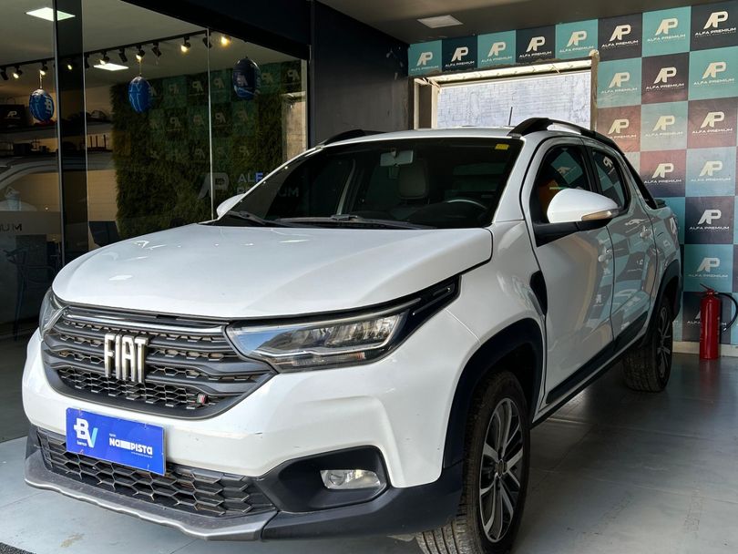 Fiat Strada Volcano 1.3 Flex 8V CD