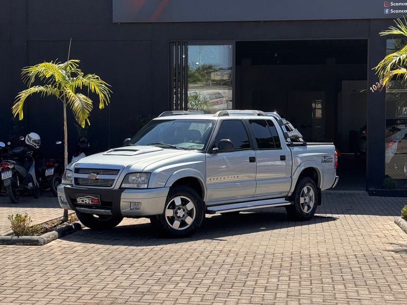 Chevrolet S10 Pick-Up Exec. 2.8 4x4 CD TB Int.Dies