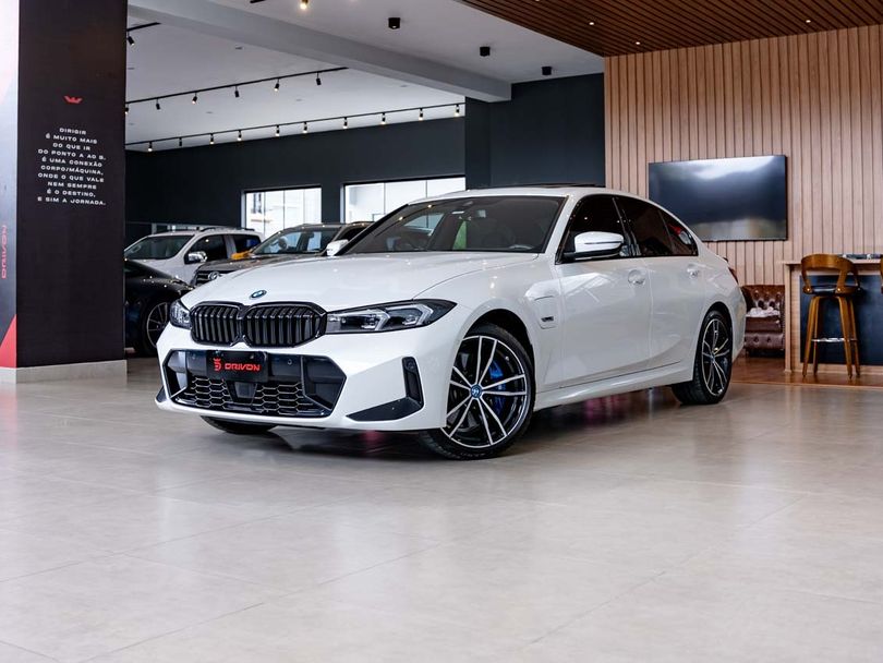 BMW 330e M Sport 2.0 Turbo Híbrido Aut.