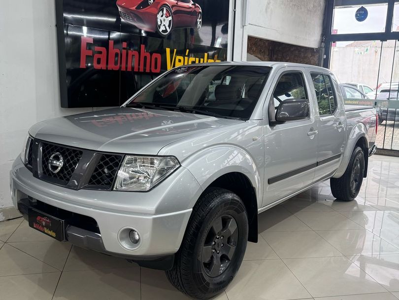Nissan Frontier LE CD 4x4 2.5 TB Diesel Mec.
