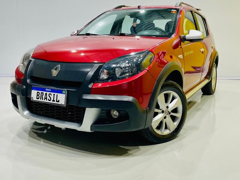 Renault SANDERO STEPWAY Hi-Flex 1.6 16V 5p Aut.