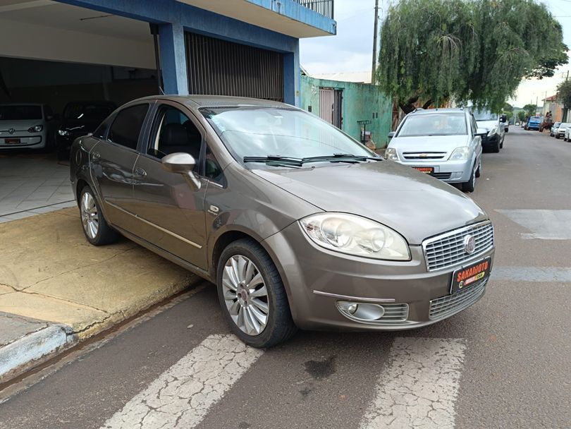 Fiat LINEA ABSOLUTE 1.9/1.8 Flex Dualogic 4p