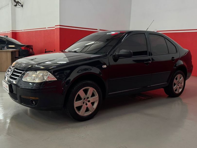 VolksWagen Bora 2.0/ 2.0 Flex 8v Mec.