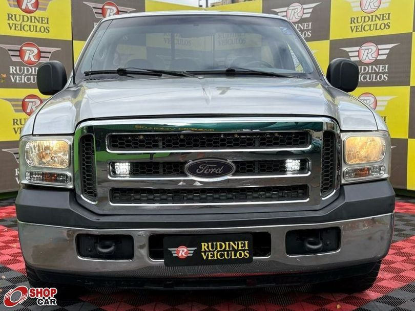Ford F250 XLT 4.2 Turbo (Cab Simples)