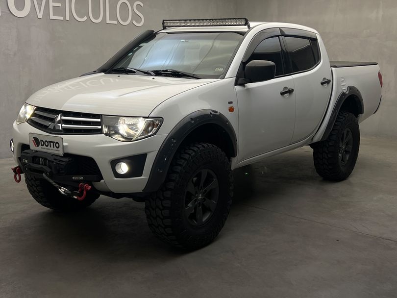 Mitsubishi L200 Triton GLS 3.2 CD TB Int.Diesel Mec