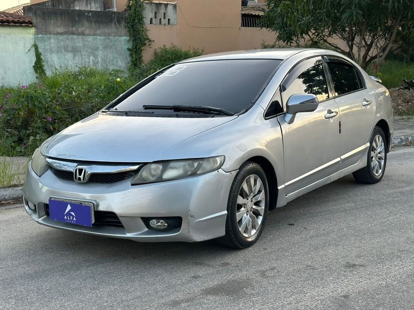 Honda Civic Sedan EXS 1.8/1.8 Flex 16V Aut. 4p