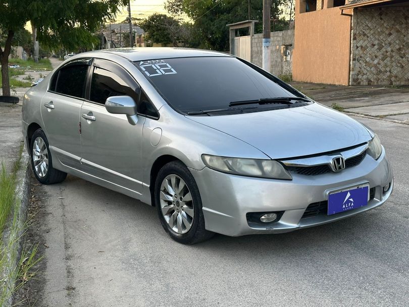 Honda Civic Sedan EXS 1.8/1.8 Flex 16V Aut. 4p