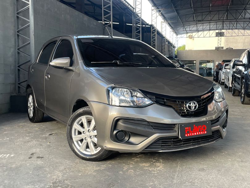 Toyota ETIOS X Plus 1.5 Flex 16V 5p Aut.