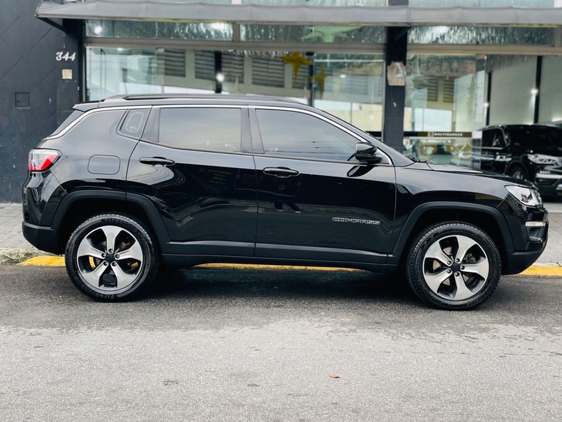 Jeep COMPASS LONGITUDE 2.0 4x4 Dies. 16V Aut.