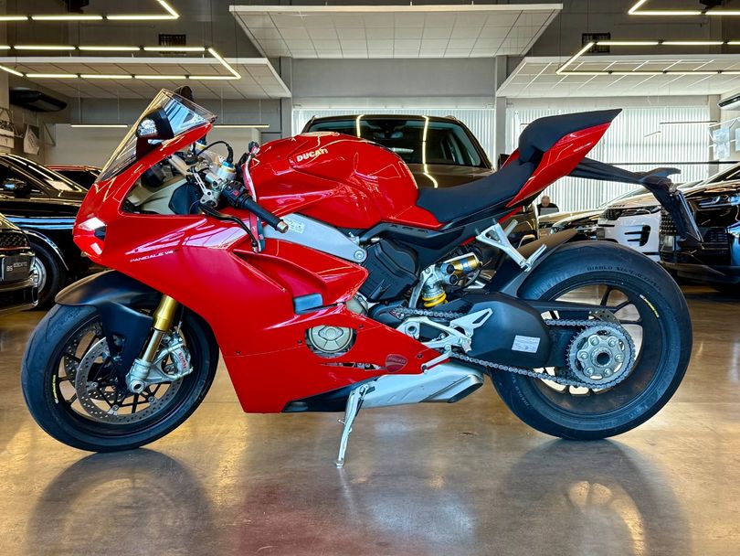 Ducati PANIGALE V4 S