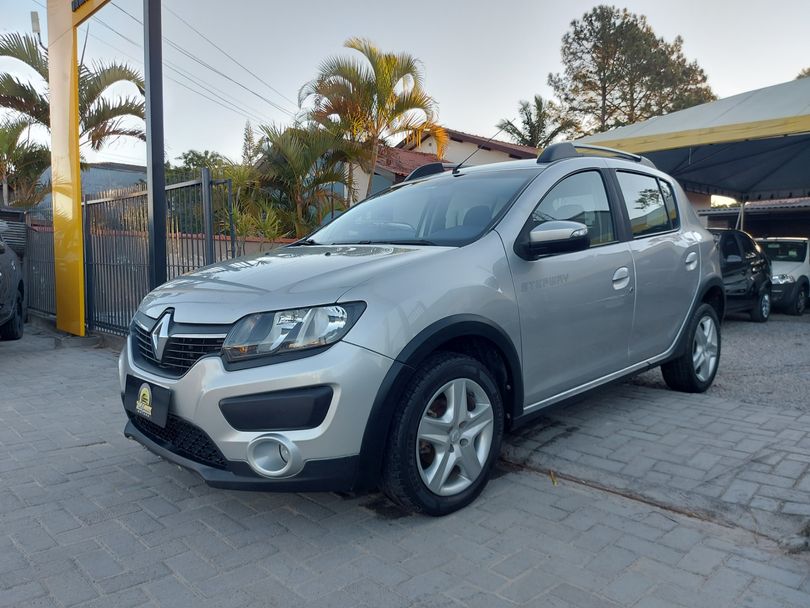 Renault SANDERO STEPWAY Dynamiq. Flex 1.6 16V 5p